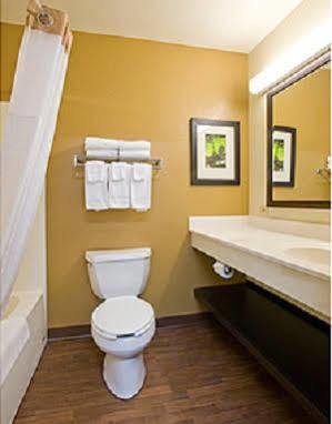 Extended America - - Chester Lane Hotel 2*